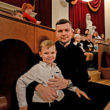 Новогоднее путешествие в мир театра для детей участников СВО - НОВАТ - фото №1